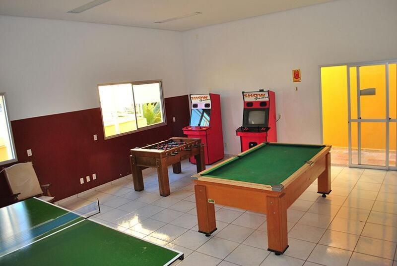 Flat Para Temporada Perto Singapura Shopping Com 7 Piscinas, Bar Molhado, Restaurante - A 3 Min Centro De Caldas Novas!