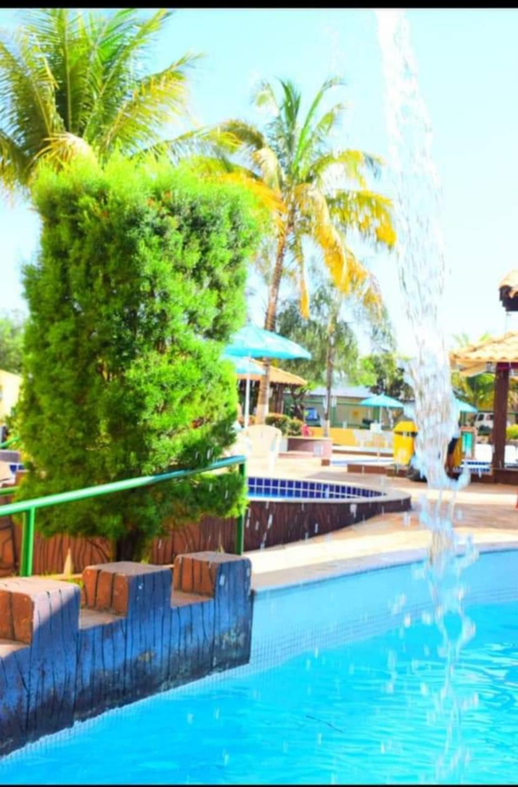 Flat Para Temporada Perto Singapura Shopping Com 7 Piscinas, Bar Molhado, Restaurante - A 3 Min Centro De Caldas Novas! * Caldas Novas