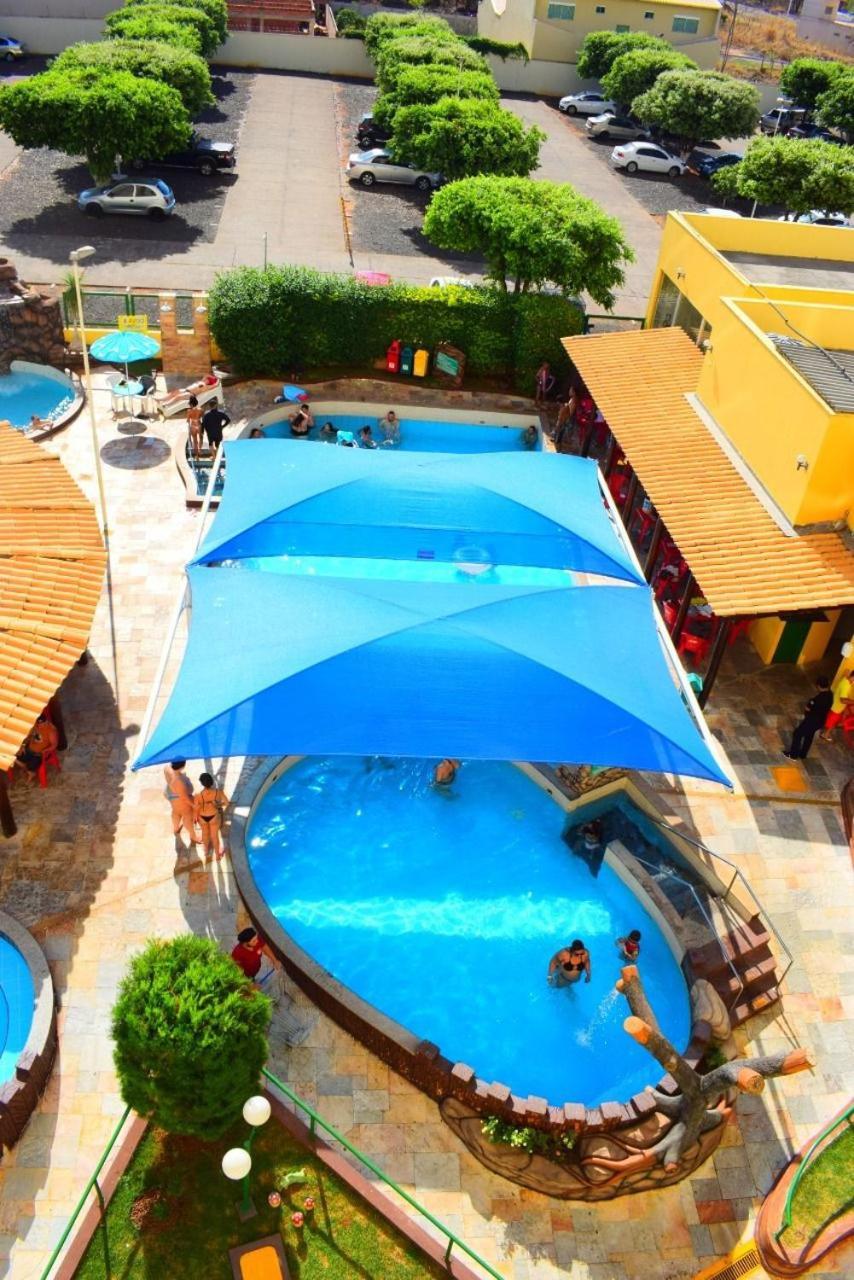 Apartment Flat Para Temporada Perto Singapura Shopping Com 7 Piscinas, Bar Molhado, Restaurante - A 3 Min Centro De Caldas Novas!