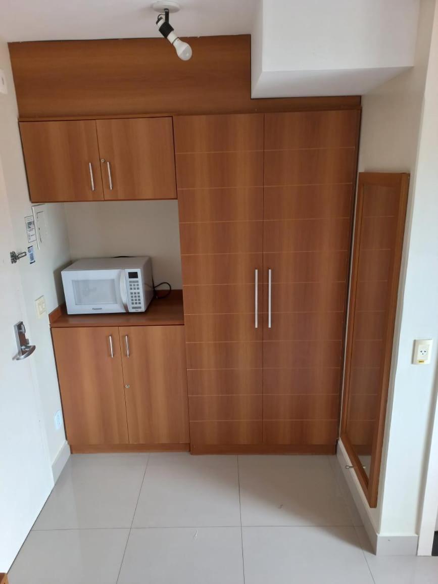 Flat Para Temporada Perto Singapura Shopping Com 7 Piscinas, Bar Molhado, Restaurante - A 3 Min Centro De Caldas Novas! * Caldas Novas